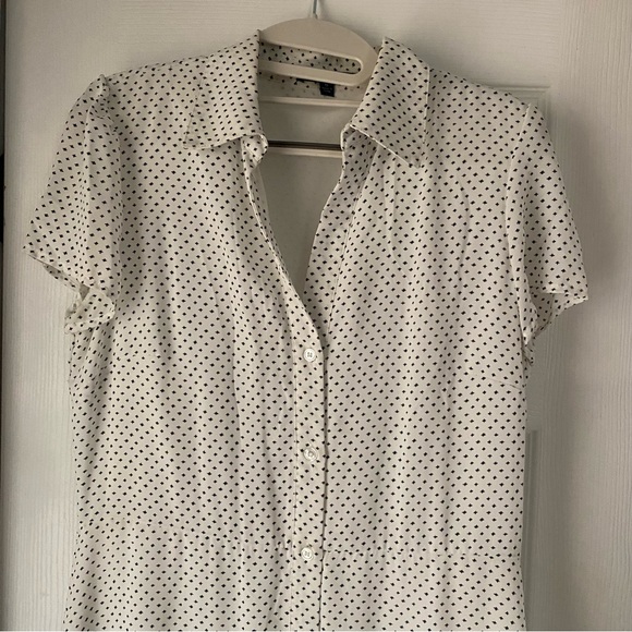 Pretty button down dress - Picture 4 of 6